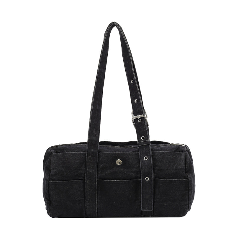 Shoulder bag is practical