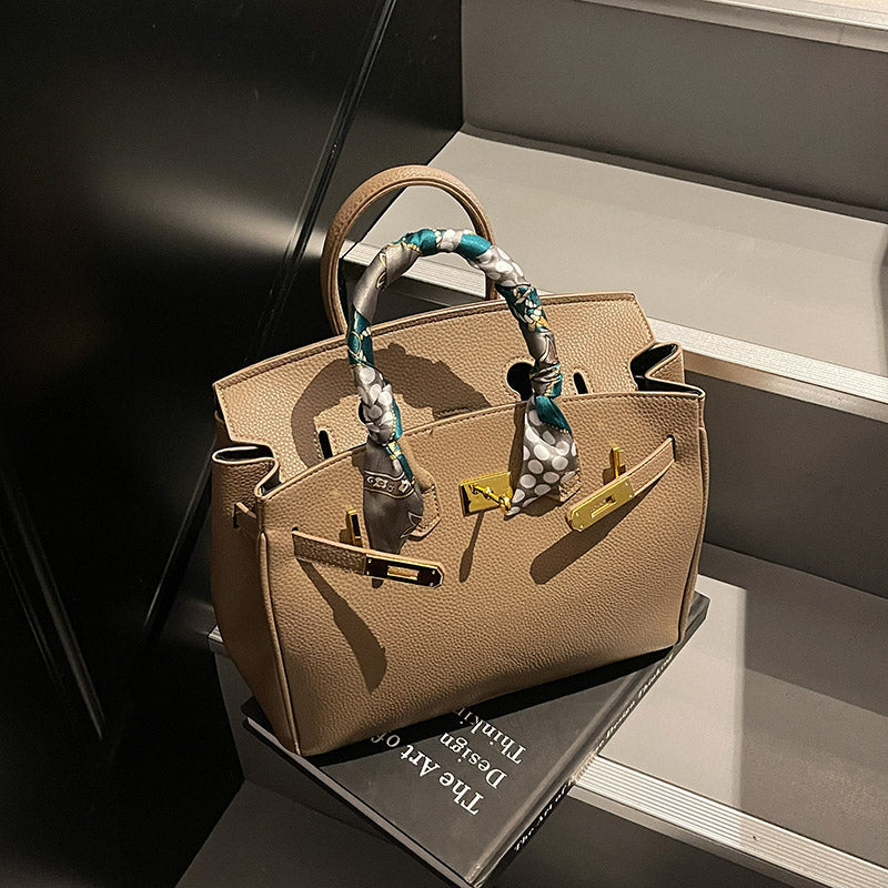 High-end shoulder bag