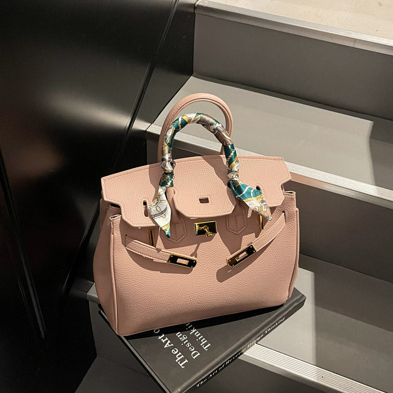 High-end shoulder bag