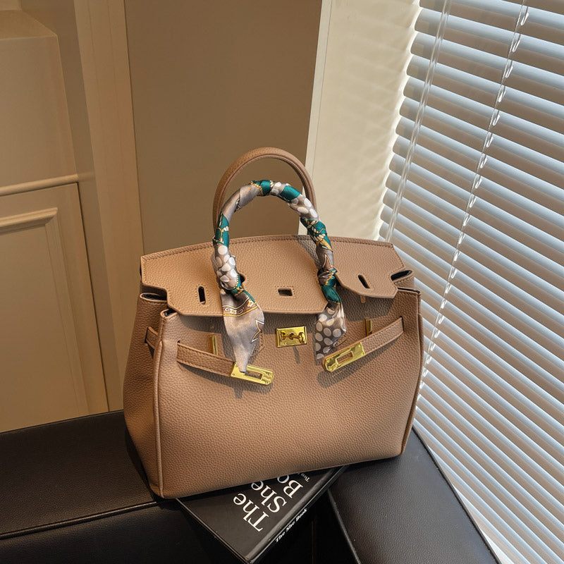 High-end shoulder bag