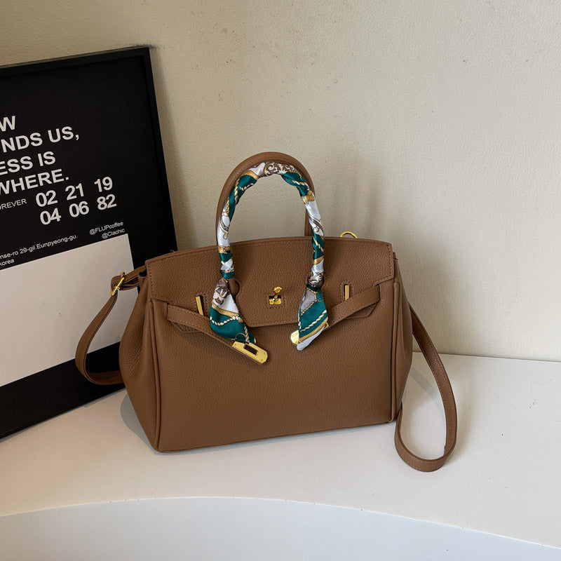 High-end shoulder bag