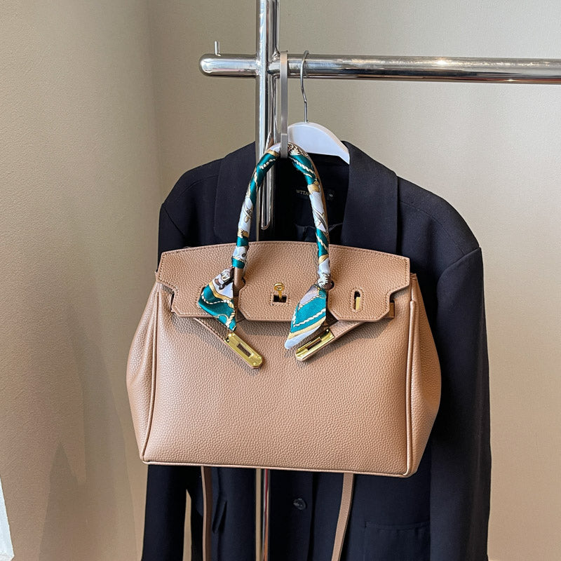 High-end shoulder bag