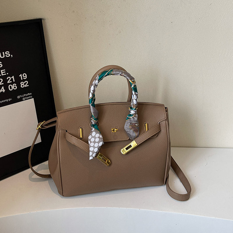 High-end shoulder bag